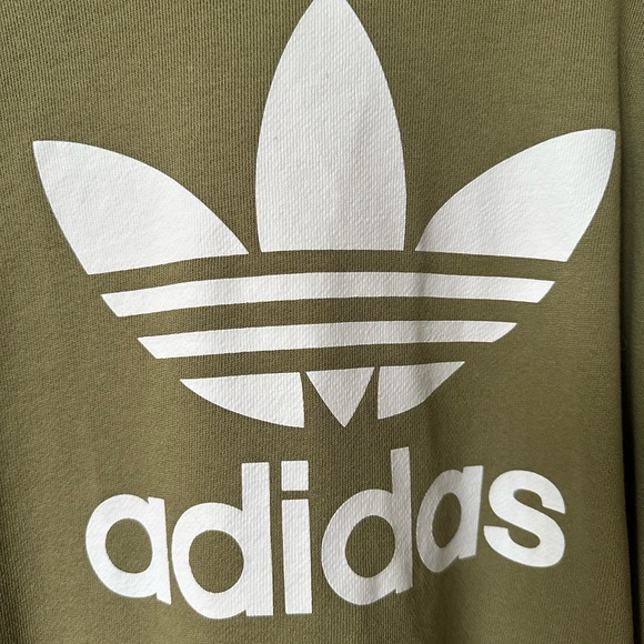 Adidas crewneck - Picture 4 of 4